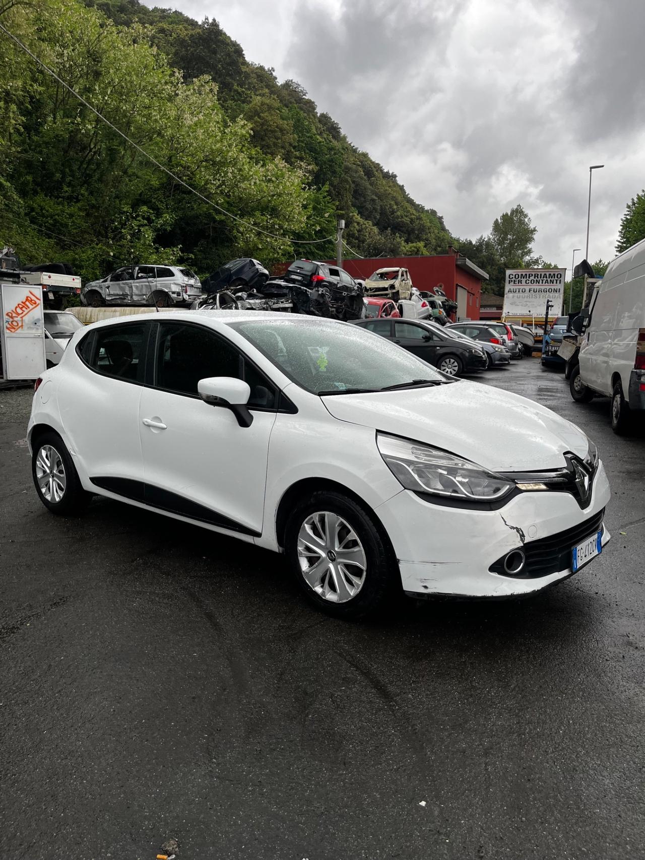 Renault Clio 1.2 75CV 5 porte Intens