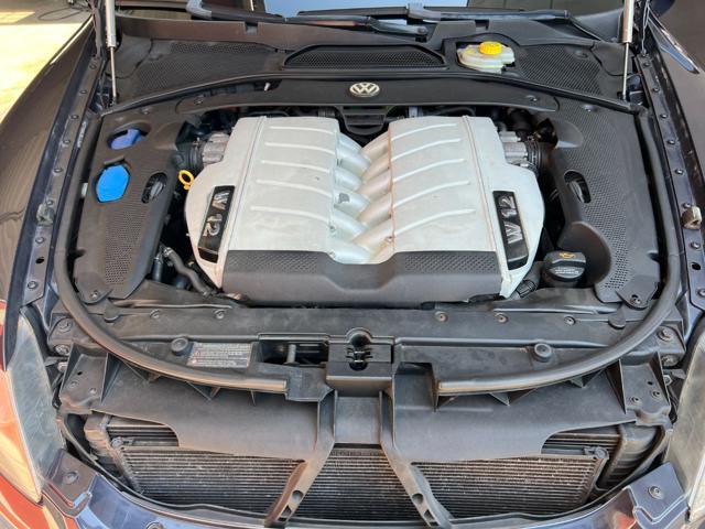 VOLKSWAGEN Phaeton 6.0 W12 ASI 4mot. 4 posti