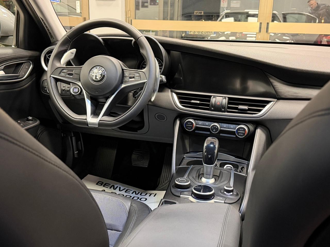 Alfa Romeo Giulia 2.2 Turbodiesel 180 CV AT8 Business Sport Launch Ed.