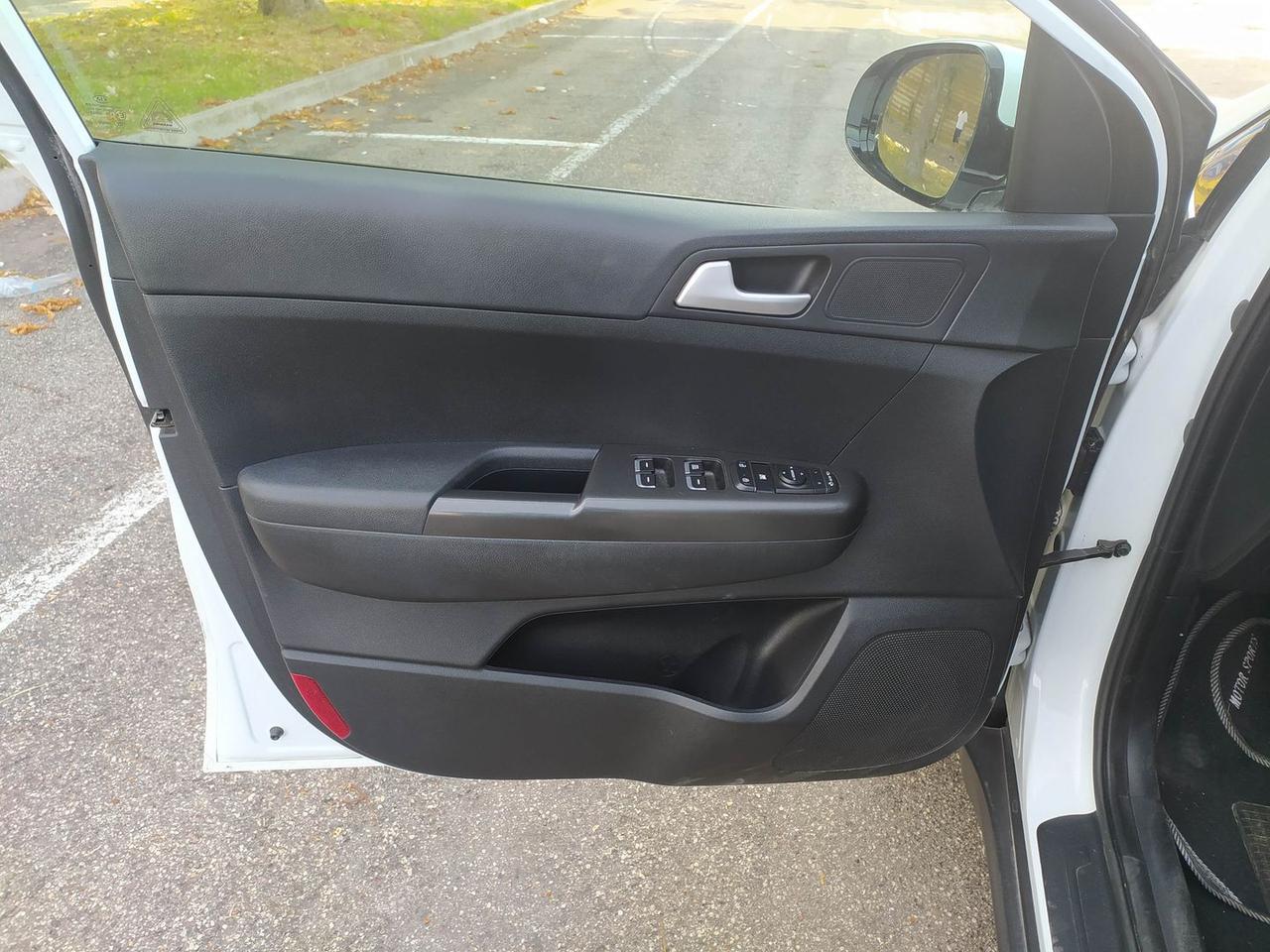 Kia Sportage Cool 1.6 GDI #12027