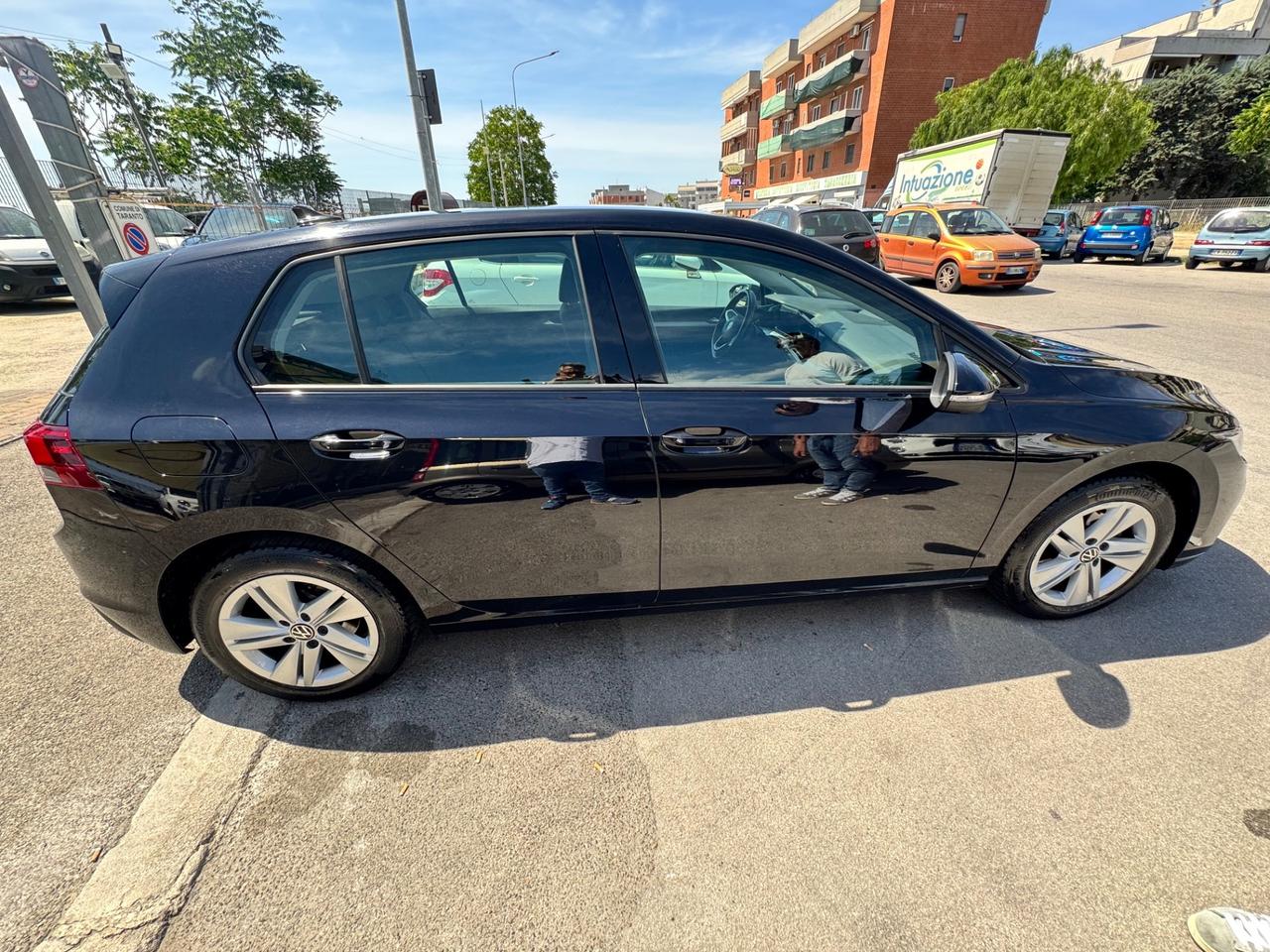 Volkswagen Golf 2.0 TDI DSG SCR Style Prezzo Promo Finanziamento In Sede Senza Finanziamento Il Prezzo Sara' Di Euro 20000.00