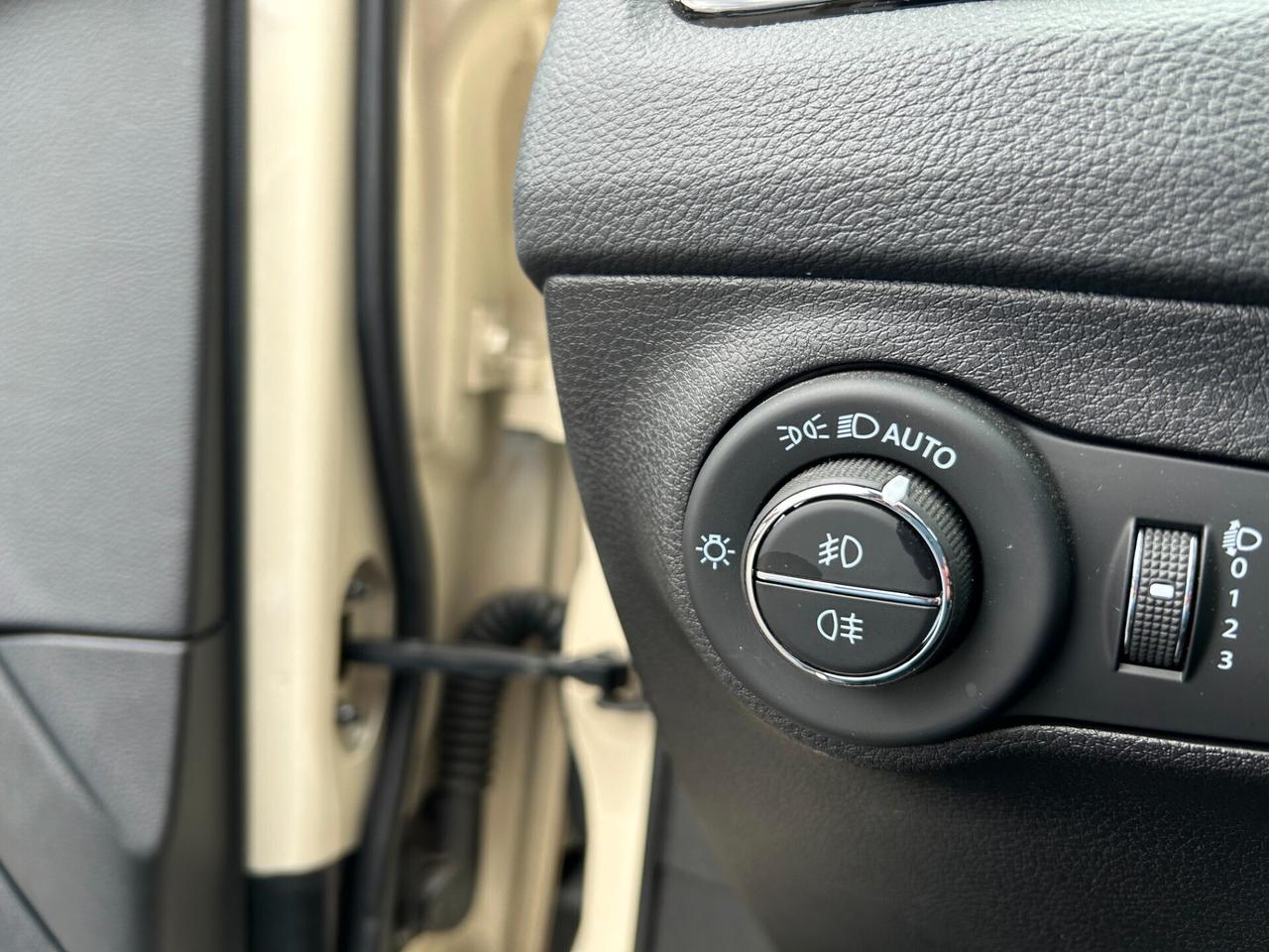 Jeep Compass 1.6 Multijet II 2WD Limited GANCIO TRAINO