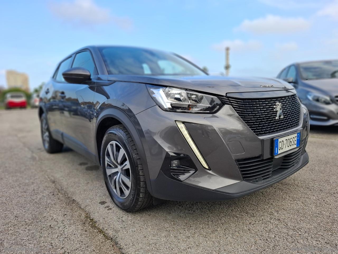 PEUGEOT 2008 BlueHDi 110 S&S Active