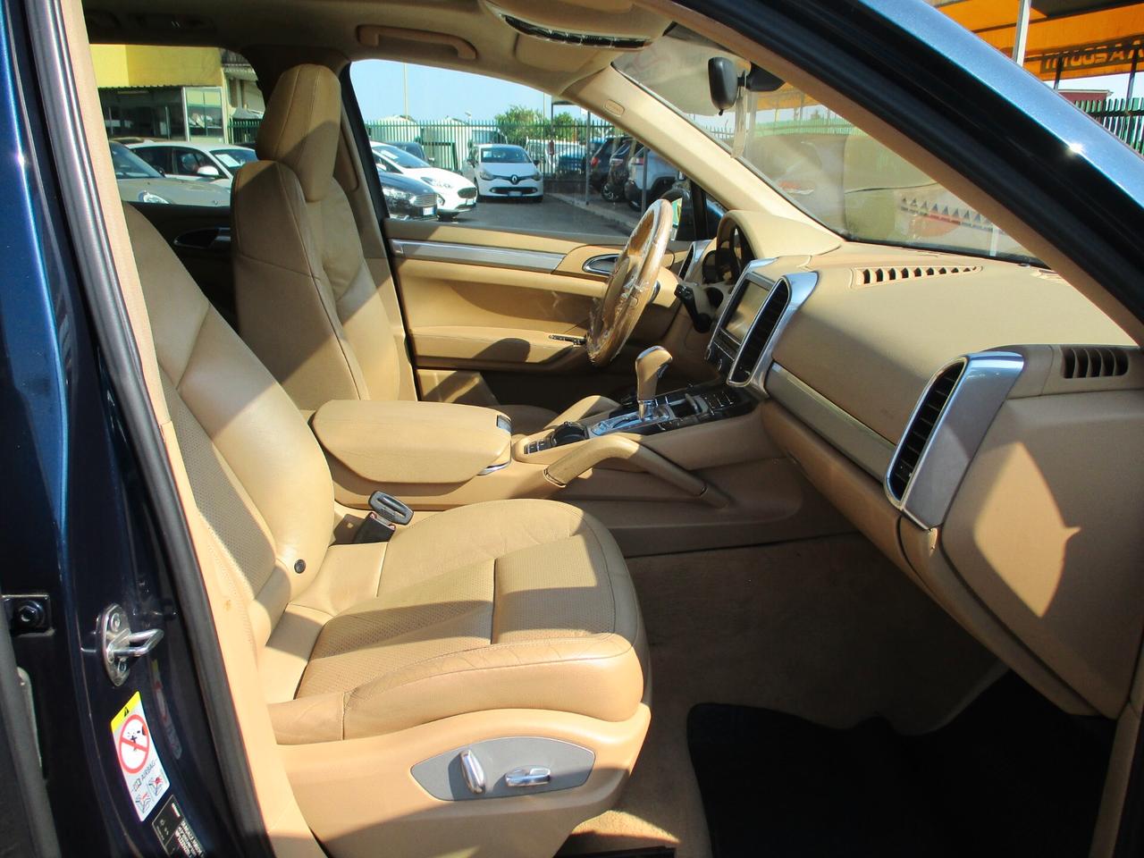 Porsche Cayenne CAYENNE 3000 V6 TDI E5 PELLE/NAVI/TETTO/PDC/XENON