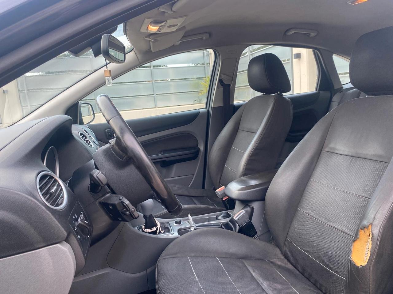 Ford Focus 1.6 TDCi (110CV) 5p. Tit. DPF