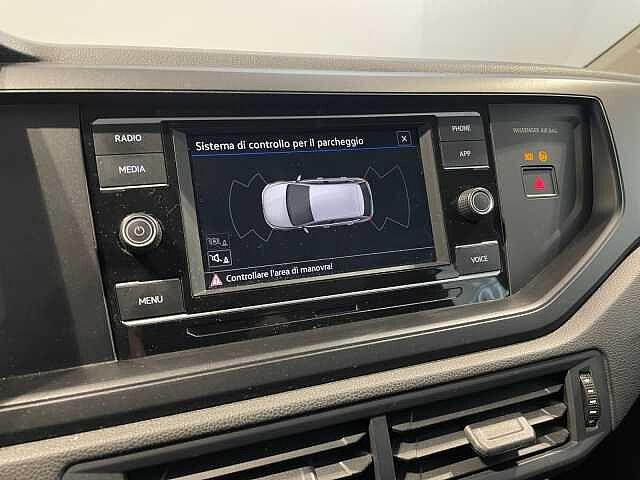 Volkswagen Polo 6ª serie 1.0 80CV - NEOPATENTATI