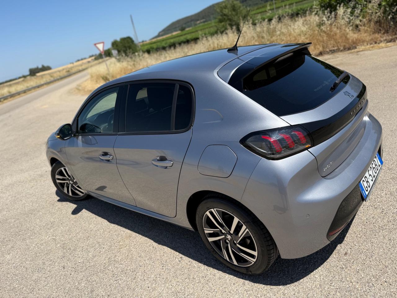 Peugeot 208 BlueHDi 100 Stop&Start 5 porte Allure Navi Pack