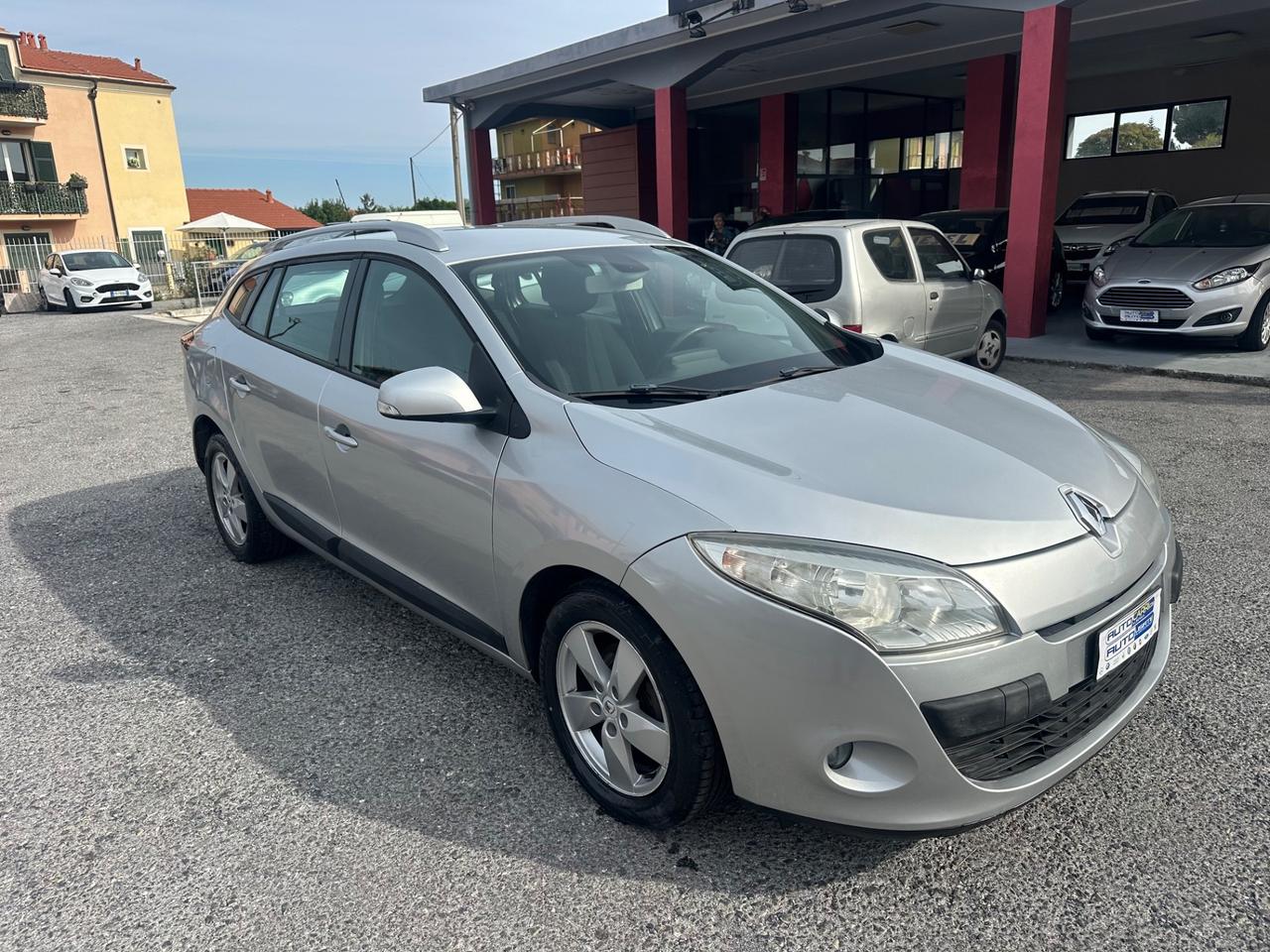 Renault Megane 1.5 DCI 110 CV Sportour Ecobusiness Premium