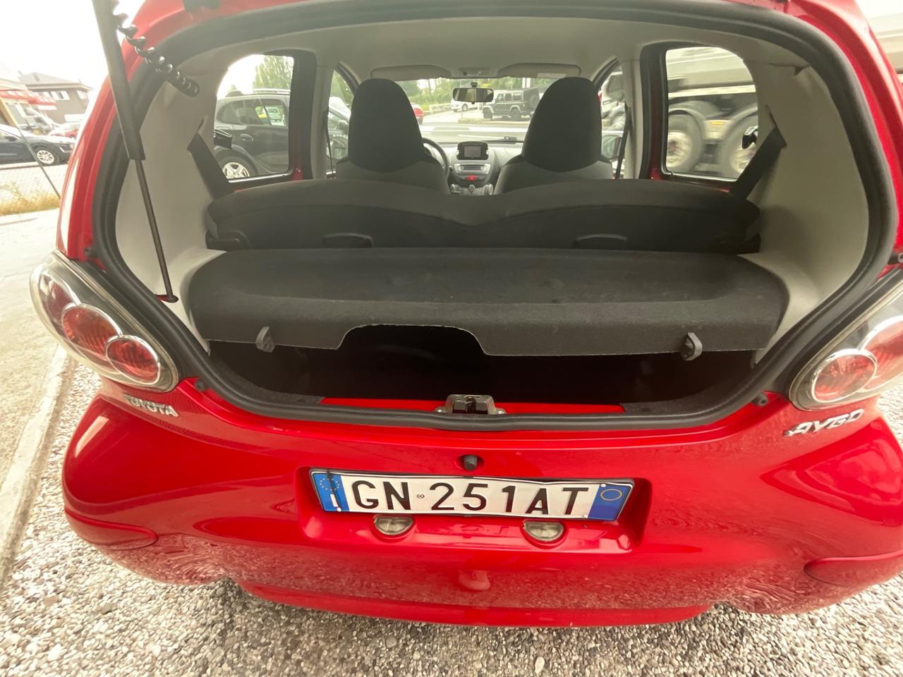 Toyota Aygo 1.0 12V VVT-i 5 porte Active Connect