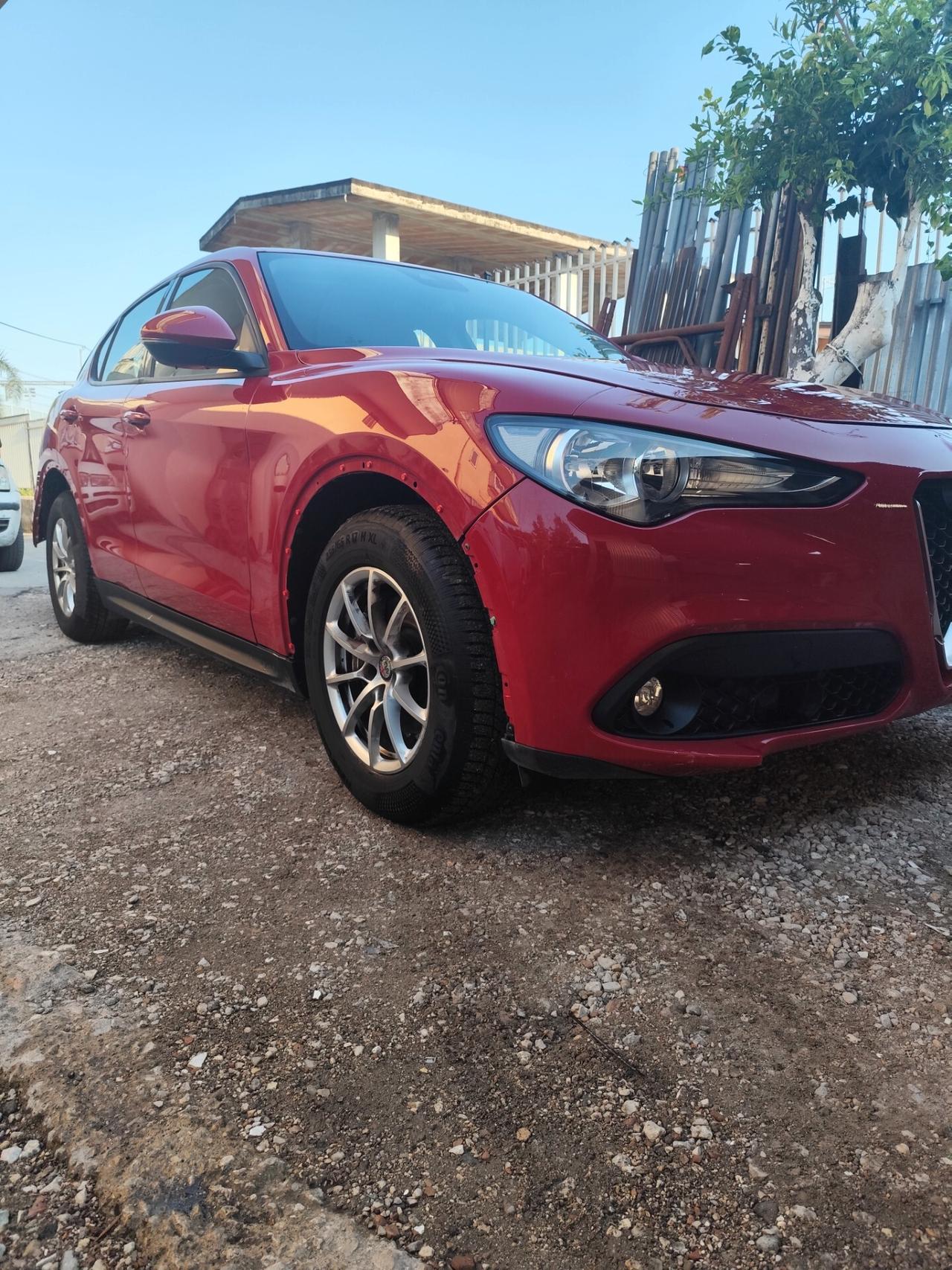 Alfa Romeo Stelvio 2.2 Turbodiesel 160 CV AT8 RWD Business