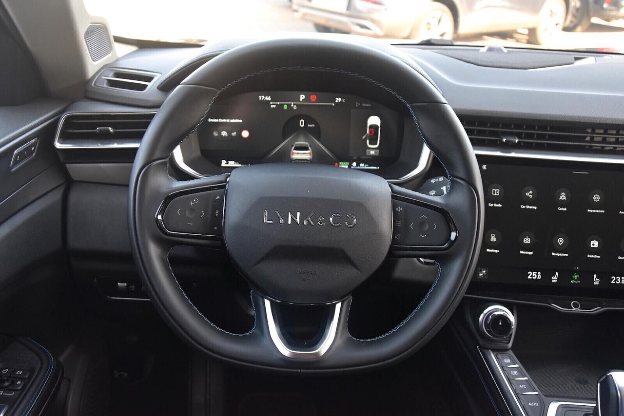 Lynk&co 01 PHEV Auto