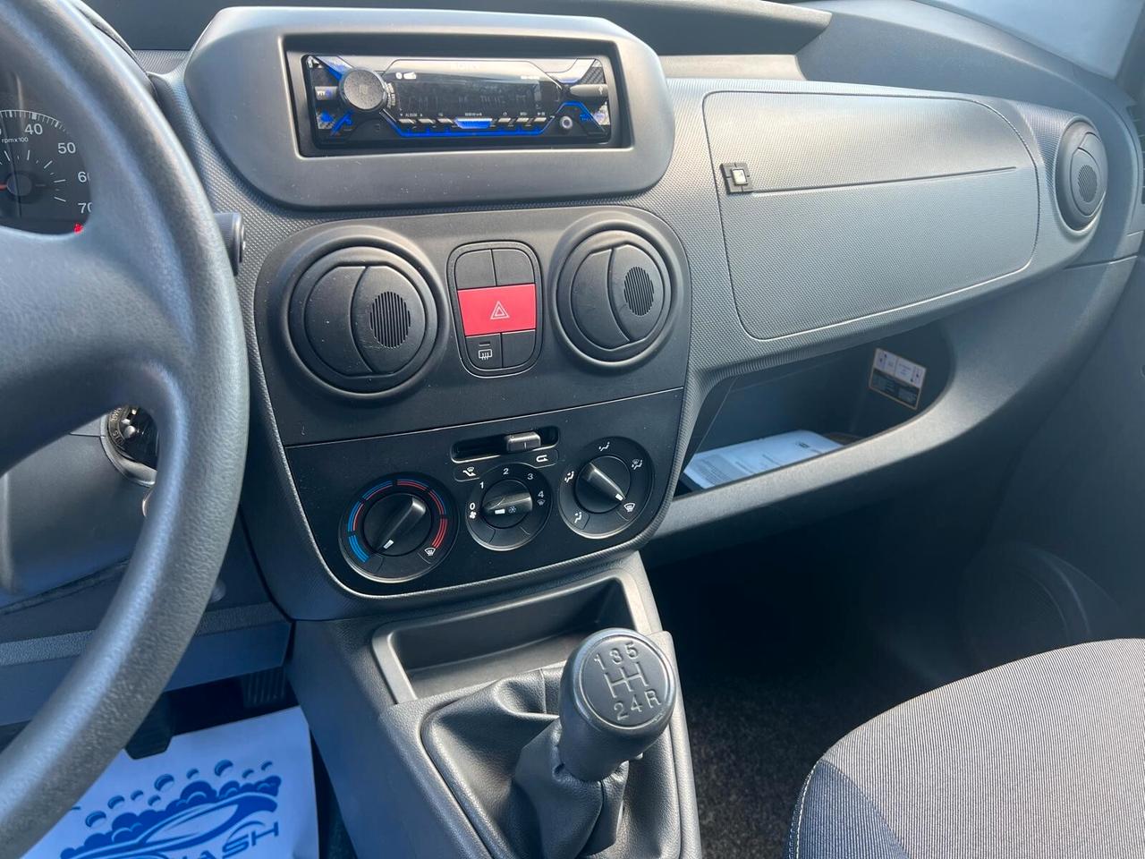 Peugeot Bipper Tepee 1.4 HDi 70cv AUTOCARRO CON POSTI