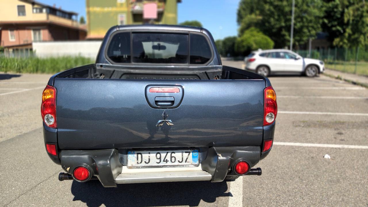Mitsubishi L200 2.5 DI-D/136CV Double Cab Intense