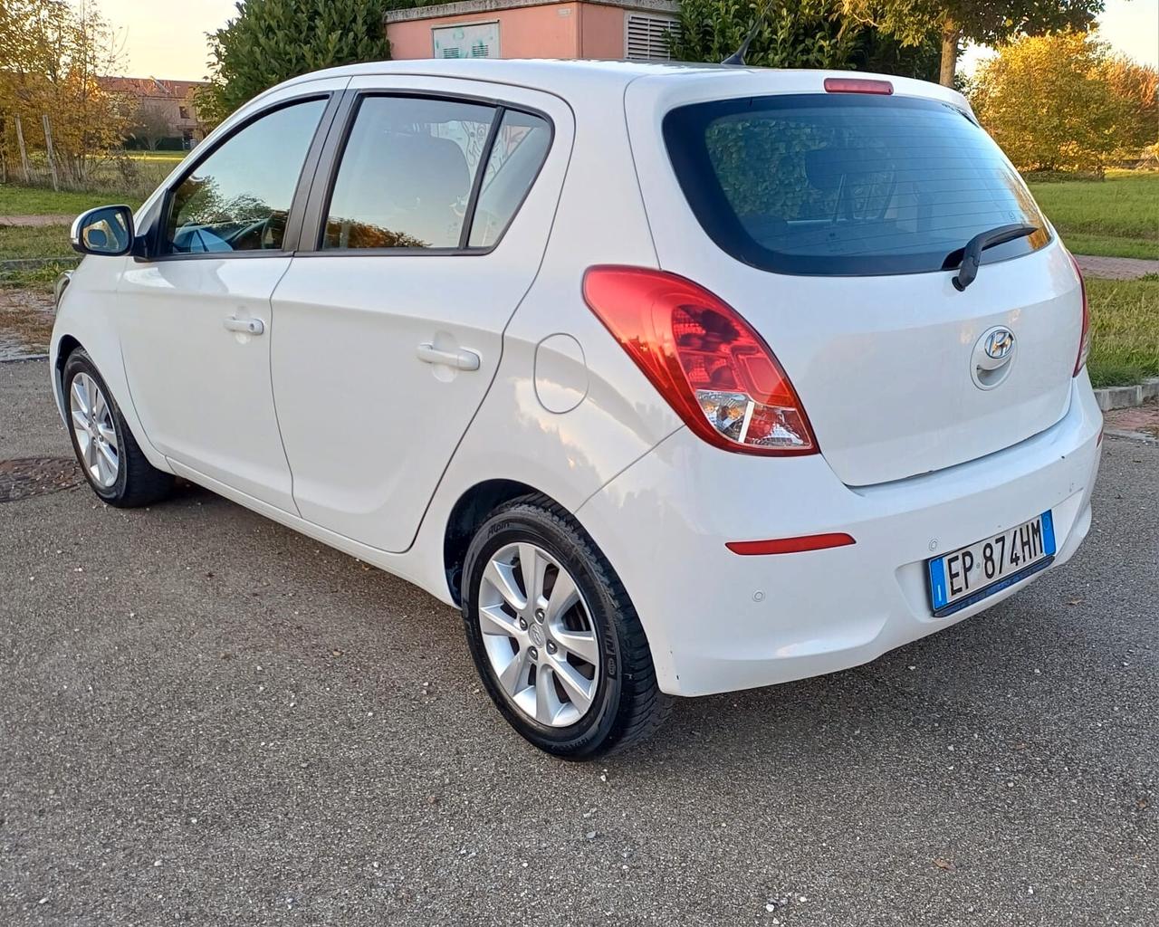 Hyundai i20 1.2 5p. BlueDrive GPL Sound Edition