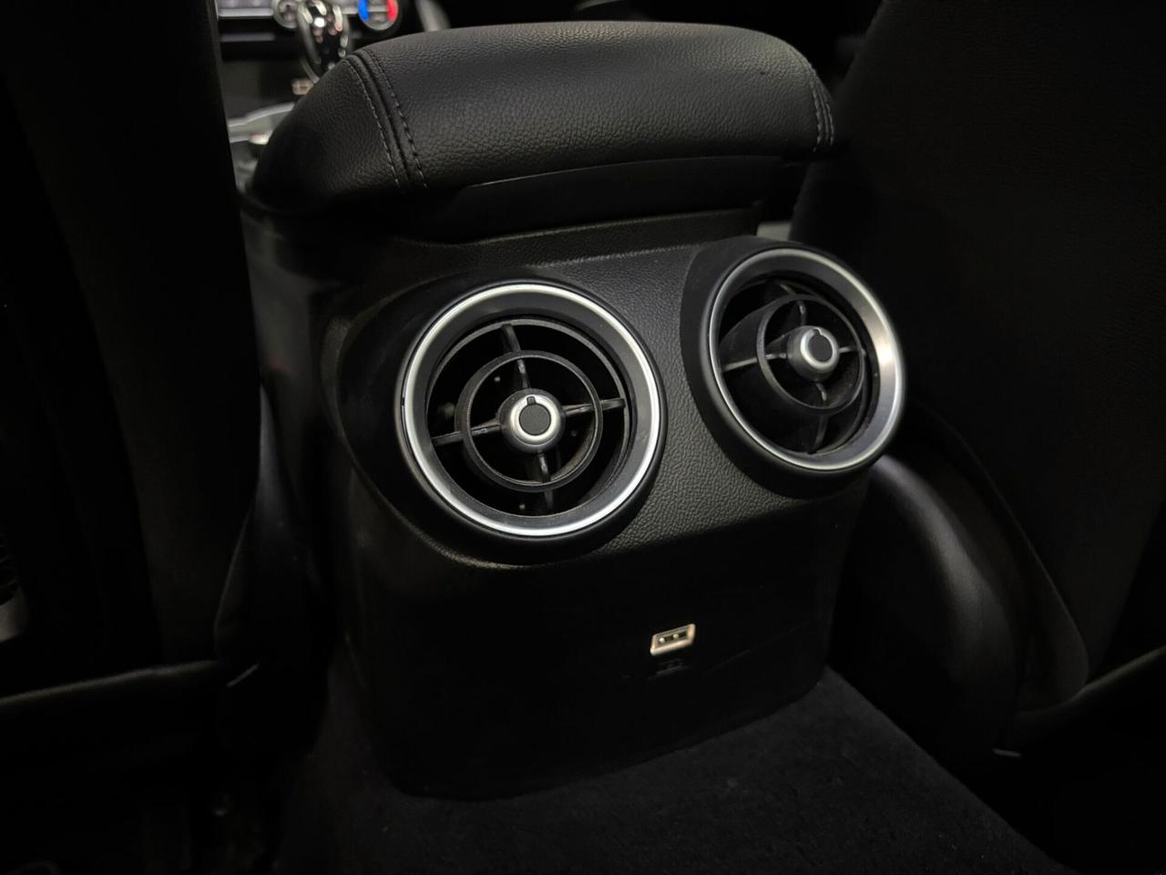 Alfa Romeo Giulia 2.2 Turbodiesel 160 CV AT8 Business