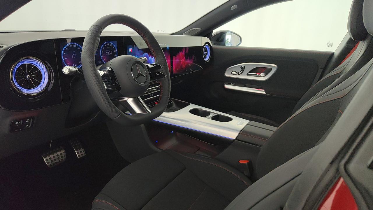 Mercedes-Benz CLA 250+ con tecnologia EQ Shooting Brak