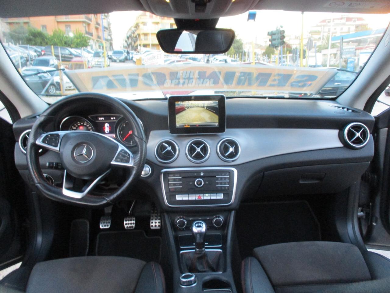 Mercedes-benz CLA 200 d FULL (TETTO APRIBILE) 2017