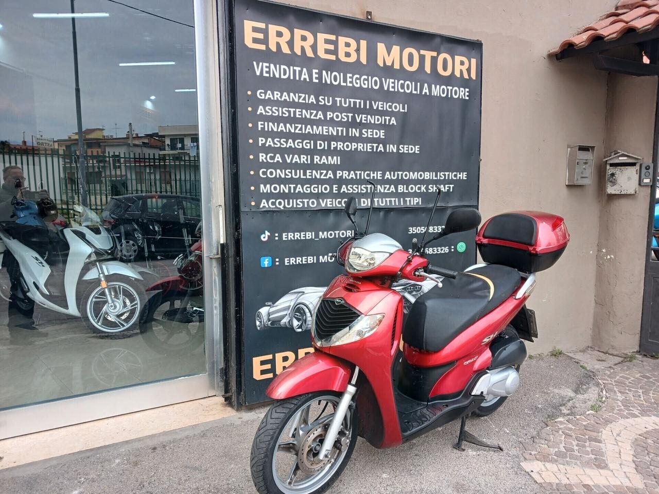 Honda SH 150 GARANTITO 12 MESI.