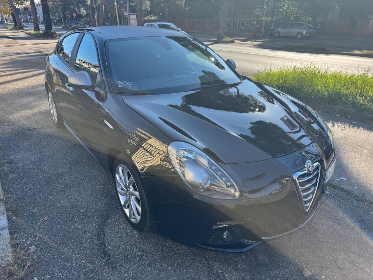 Alfa Romeo Giulietta 1.6 JTDm neopaten garanzia 12 mesi