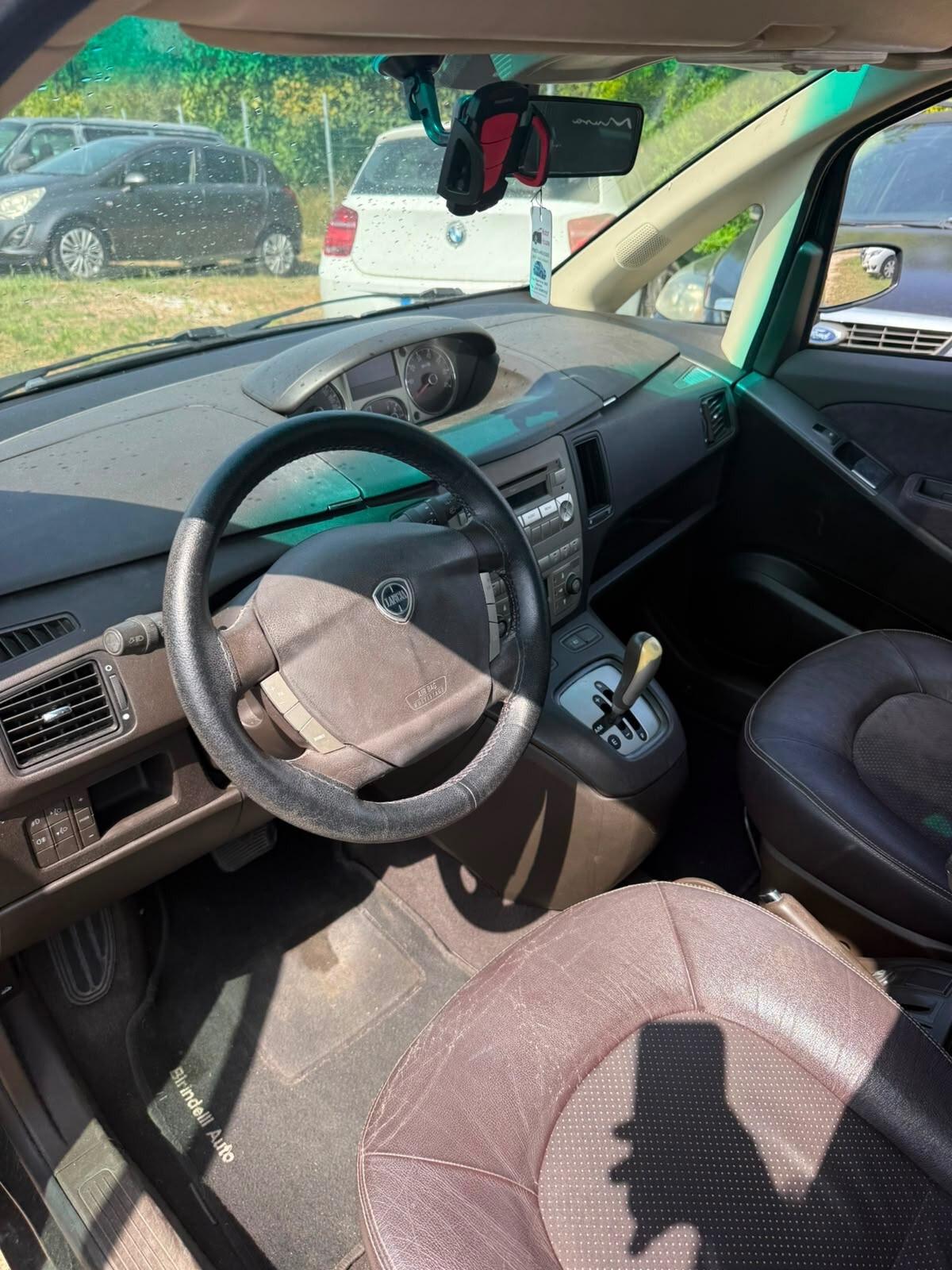 Lancia MUSA 1.4 16V Poltrona Frau