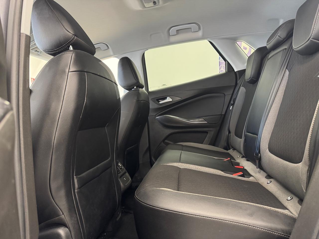 Opel X GRANDLAND 1.6 HYBRID4 PLUG-IN