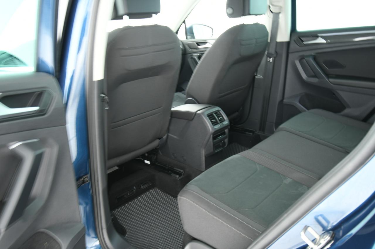 VOLKSWAGEN Tiguan 2.0 tdi Elegance 150cv dsg CAMERA+ACC+APP CONNECT