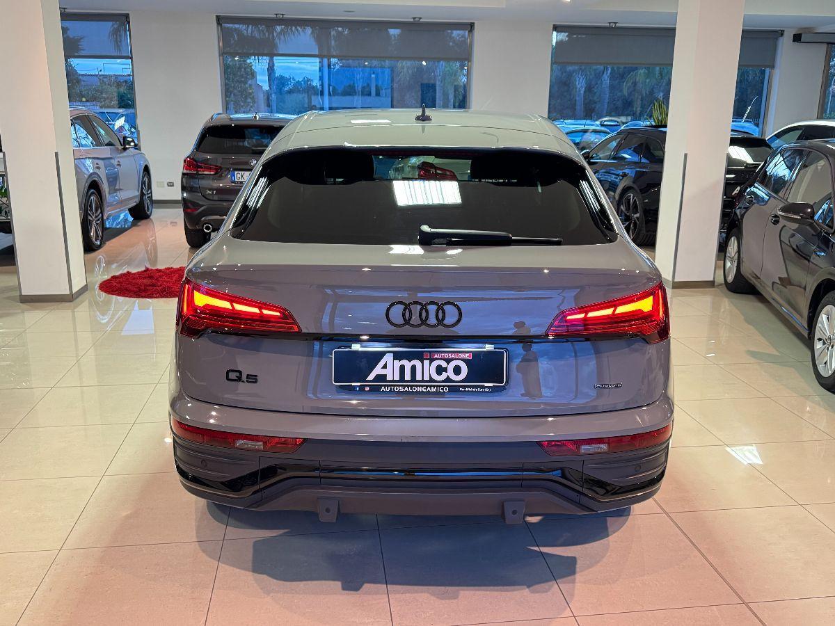 AUDI Q5 Sportback SPB 2.0 TDI S-line Identity black Grigio Quantum