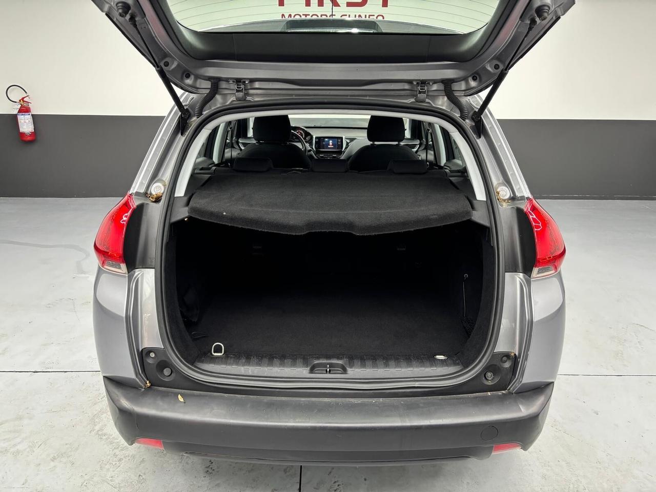 Peugeot 2008 BlueHDi 100 Black Matt