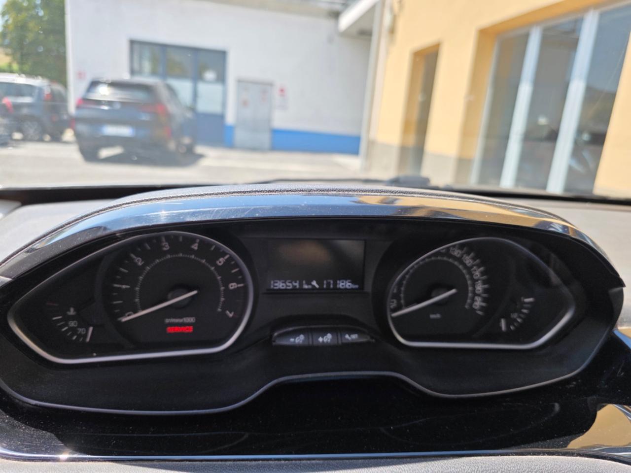 Peugeot 208 PureTech 82 5 porte Access