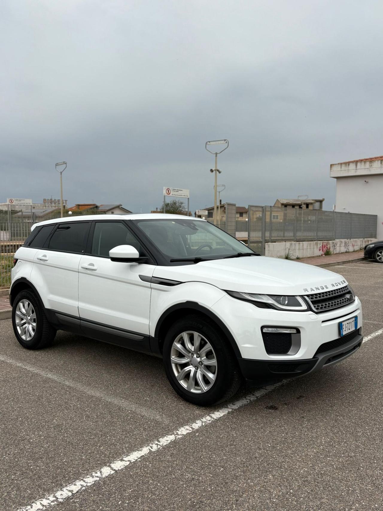 Land Rover Range Evoque 2.0 TD4 150 CV 5p. SE Dynamic