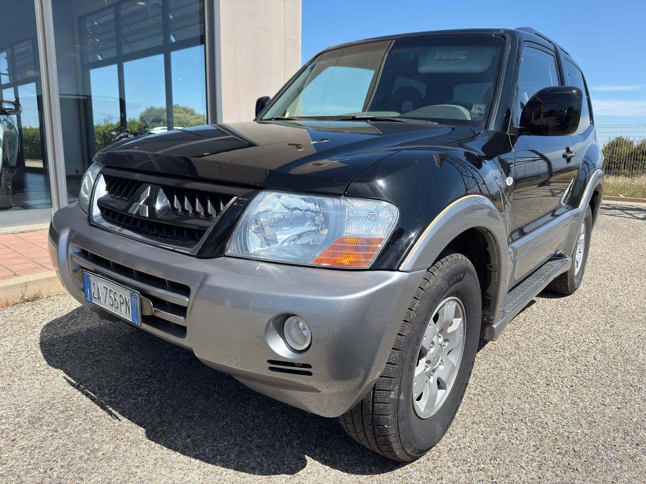 Mitsubishi Pajero 3.2 16V DI-D 3p. GLX my03"