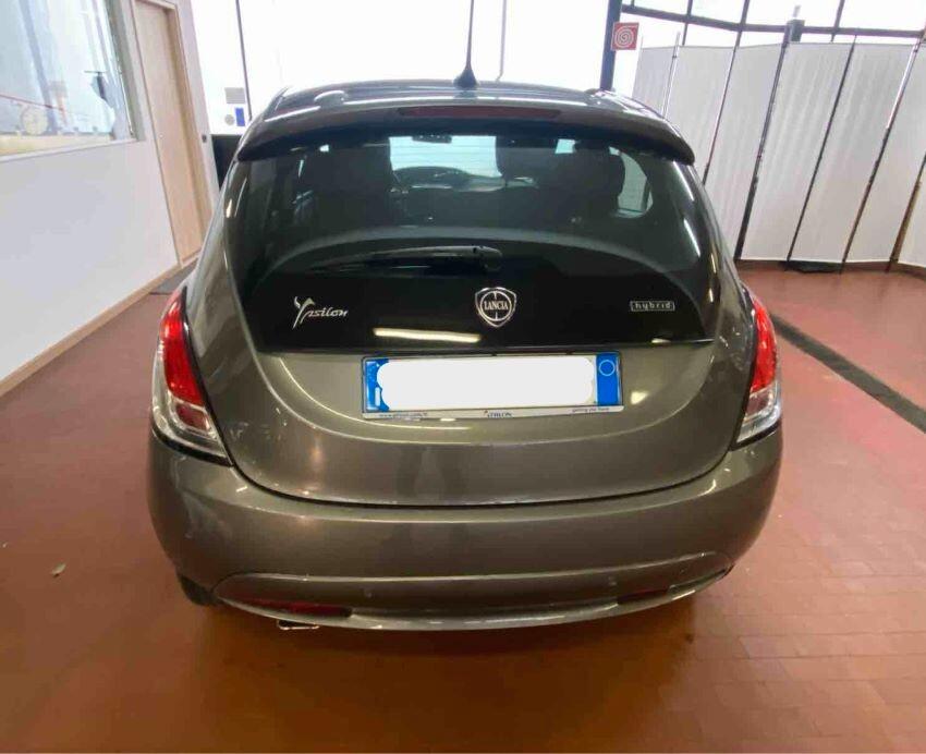 Lancia Ypsilon 1.0 FireFly 5 porte Hybryd Gold NO VINCOLI FINANZIARI