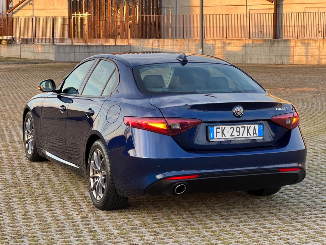 Alfa Romeo Giulia 2.2 Turbodiesel 150 CV Business Launch Edition