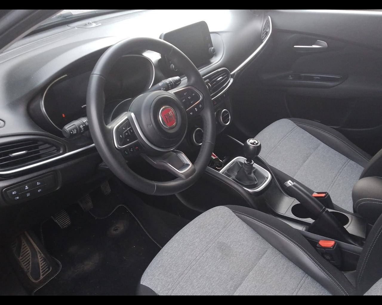 FIAT TIPO - Tipo 1.6 Mjt S&S 5 porte Cross