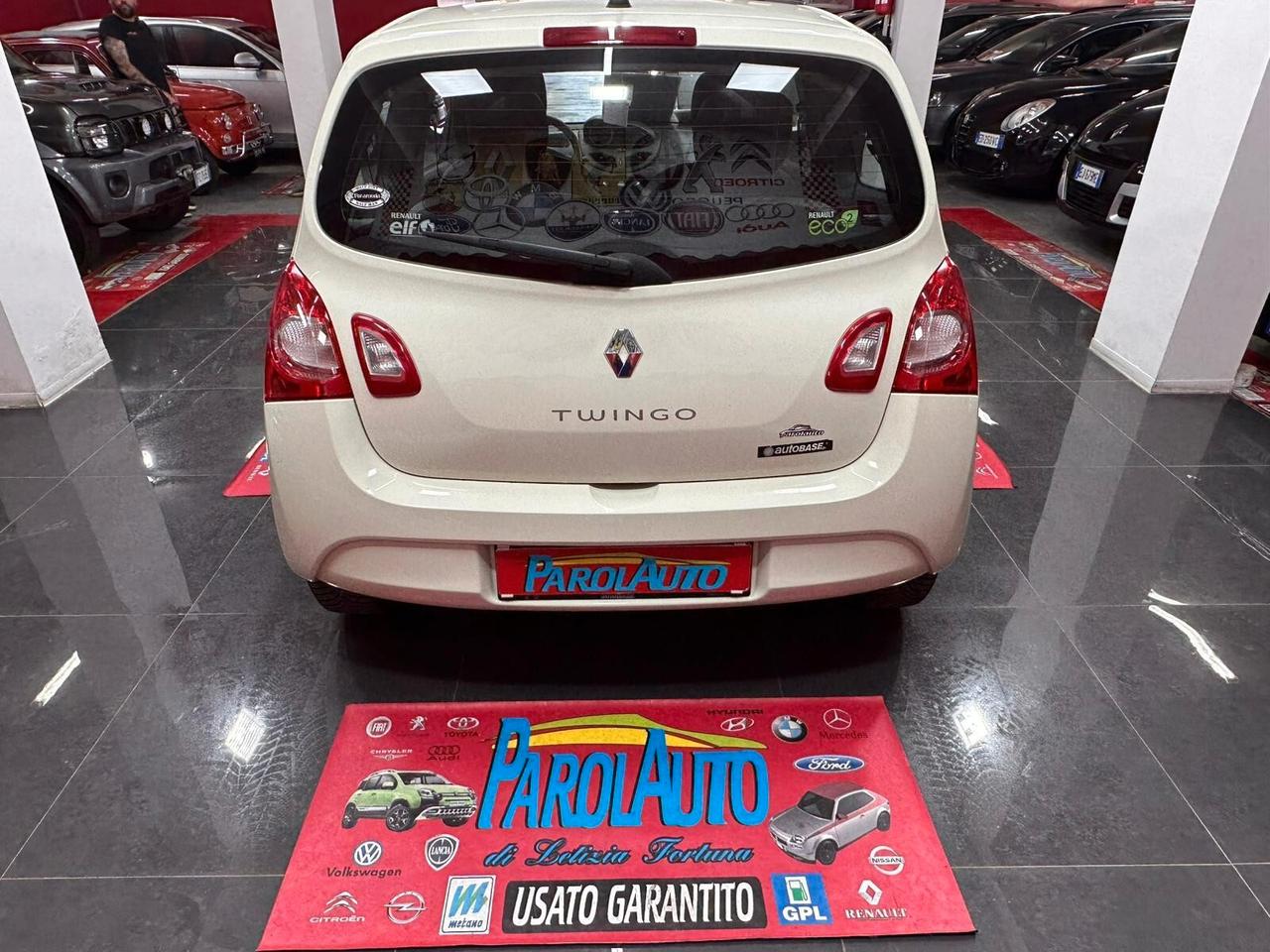 Renault Twingo 1.2 75cv Live - 2013