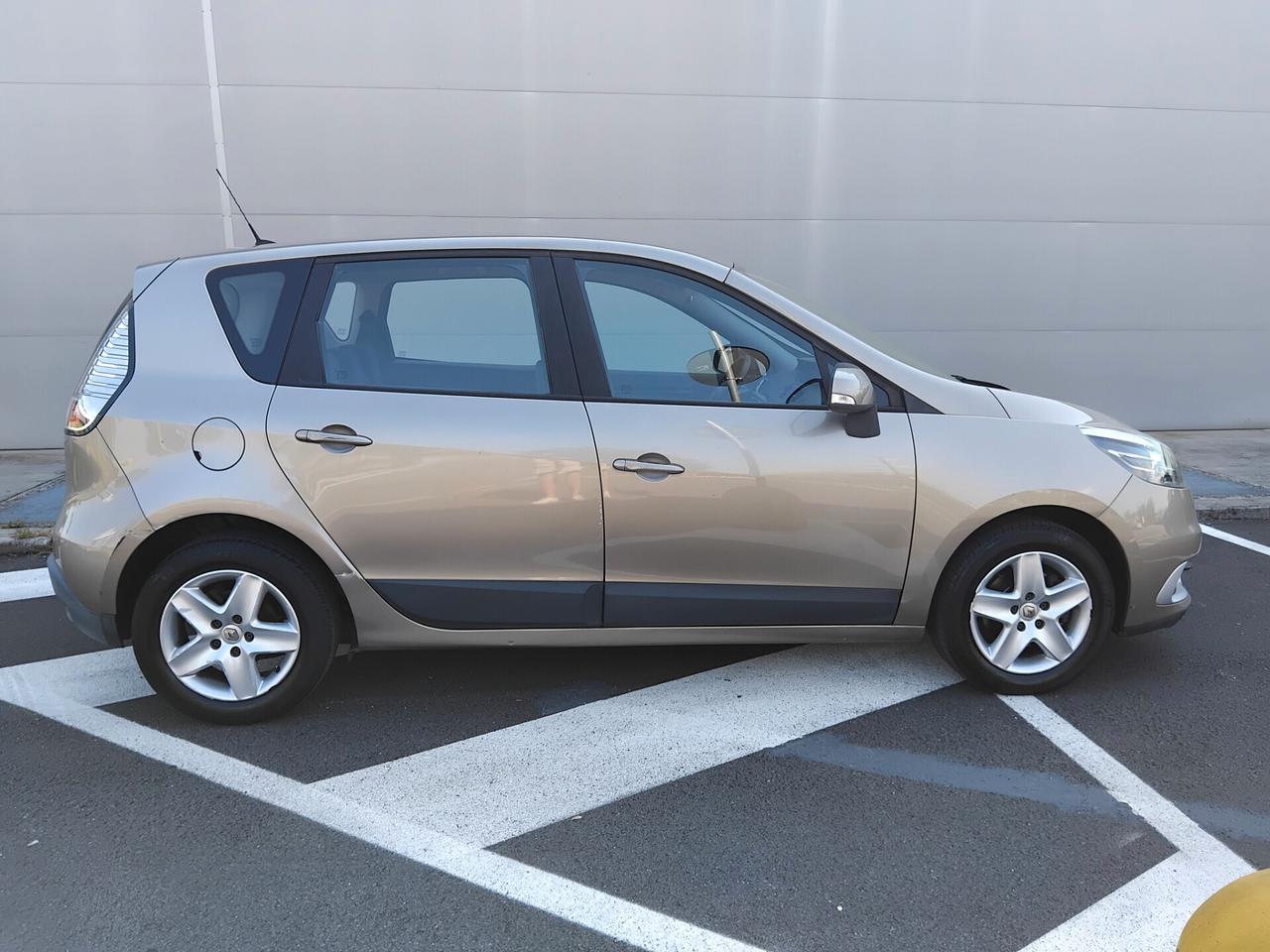 Renault Scenic 1.5 diesel garanzia