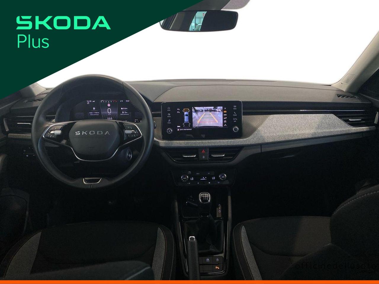 Skoda Kamiq 1.0 tsi 115cv black dots