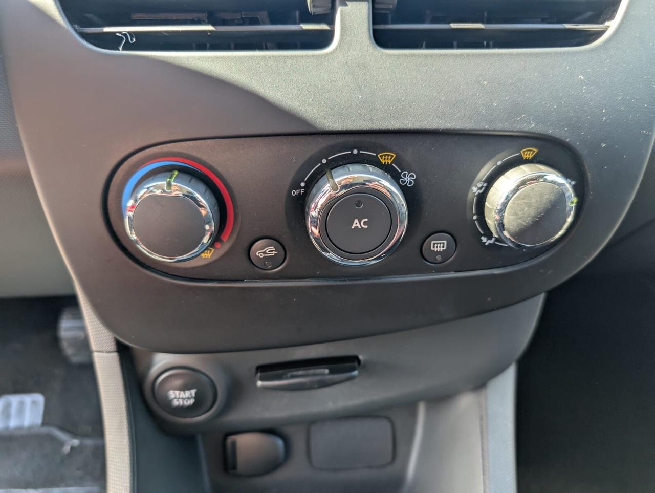 Renault Clio 1.5 dCi 8V 75CV 5 porte Live
