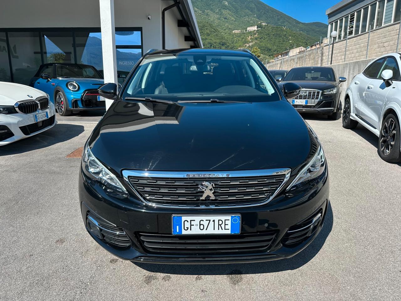 Peugeot 308 BlueHDi 130 S&S EAT8 SW Allure