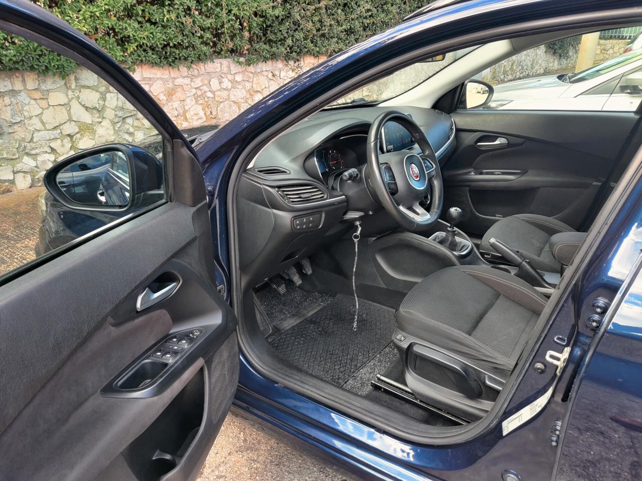 Fiat Tipo 1.6 Mjt S&S SW Lounge 2017