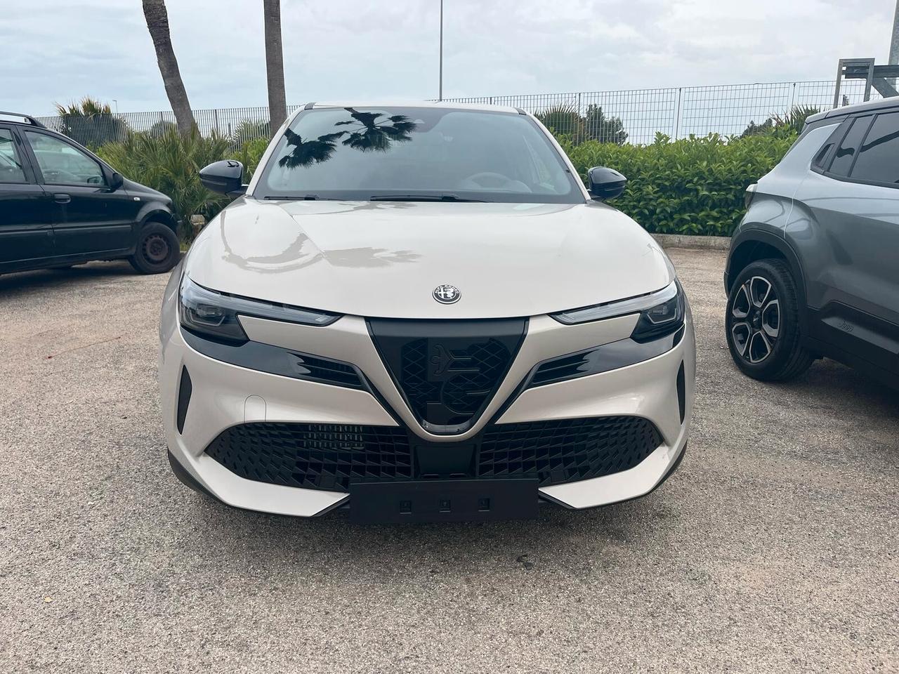 Alfa Romeo Junior 1.2 136 CV Hybrid eDCT6 Speciale