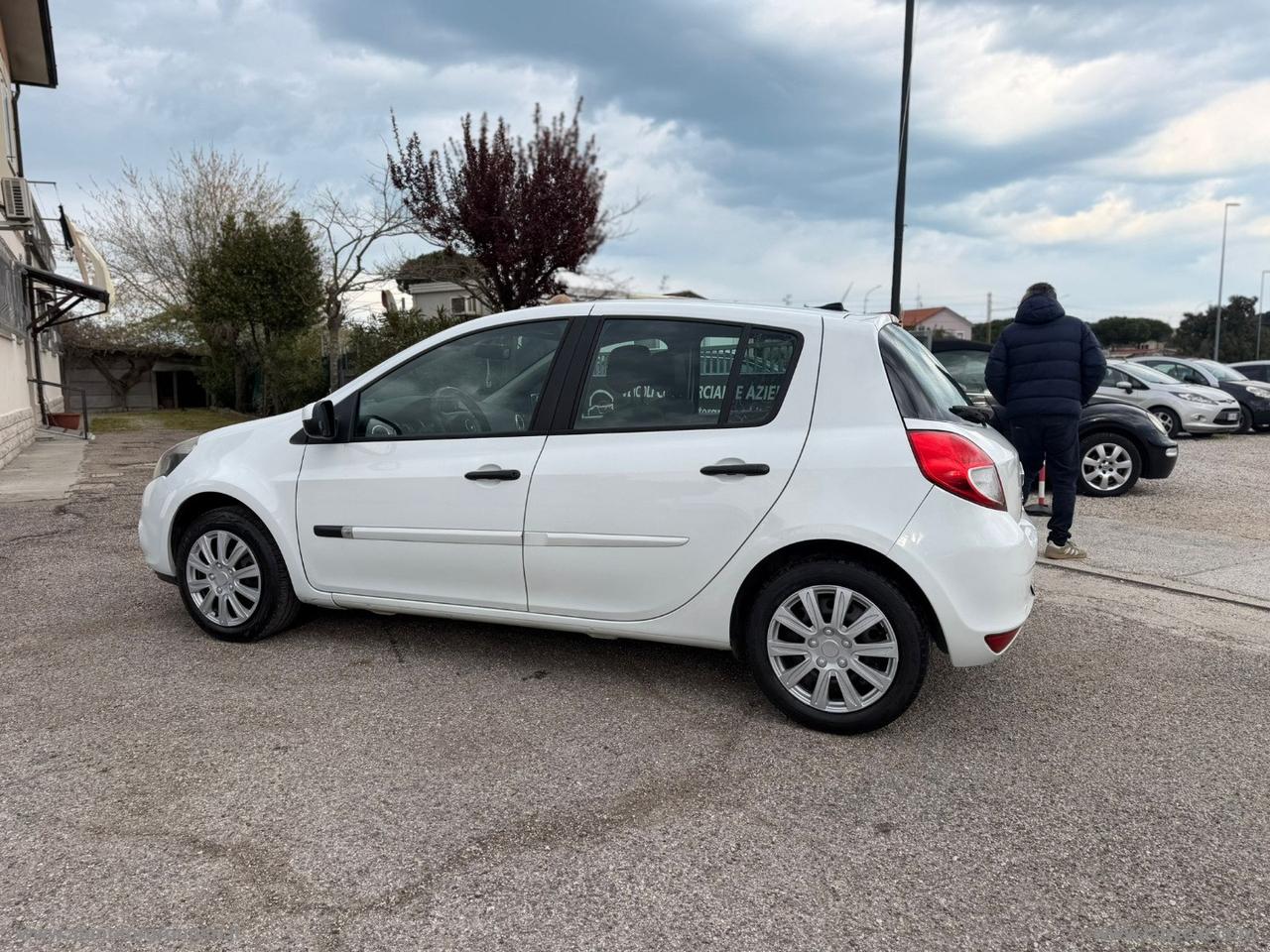 RENAULT Clio 1.2 5p. 16V GPL Dynamique
