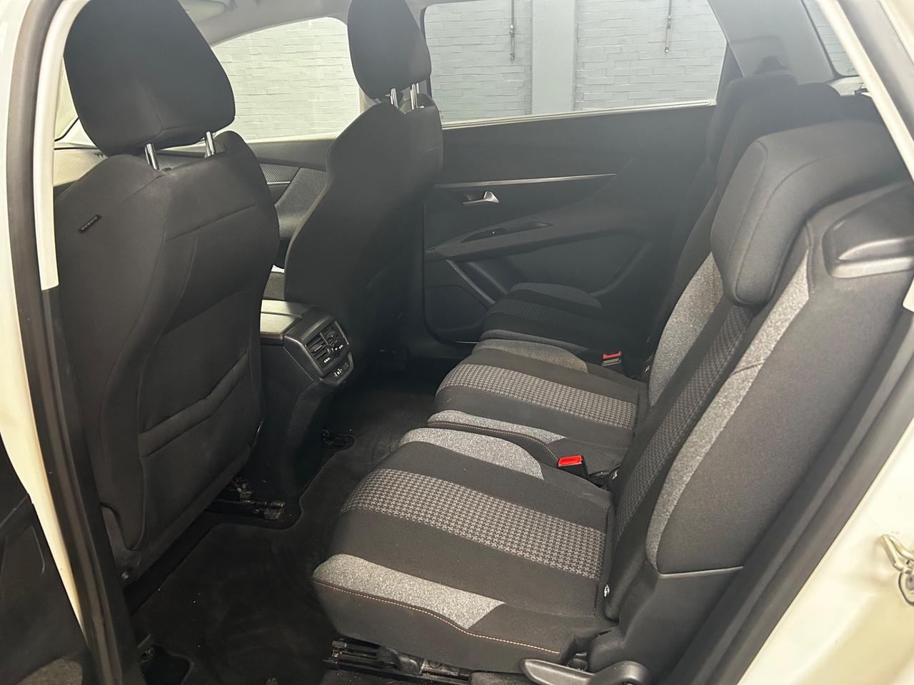 Peugeot 5008 BlueHDi 130 S&S EAT8 7 posti