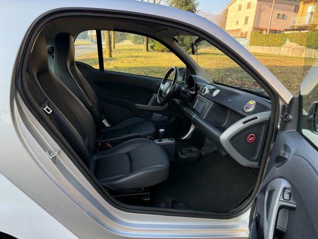 SMART ForTwo 1000 45 kW MHD coupé pure NEOPATENTATI