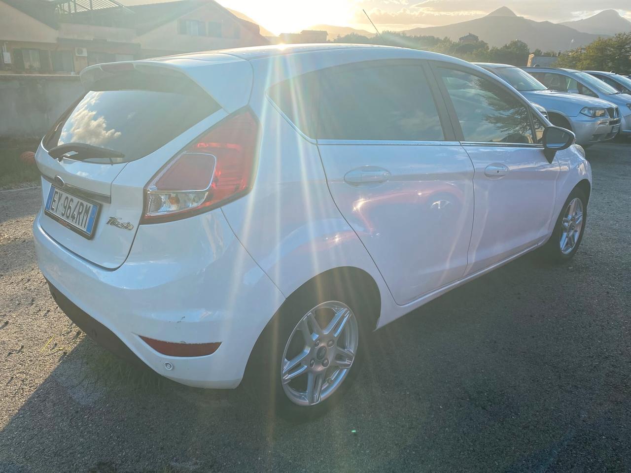 Ford Fiesta 1.5 TDCi 75CV 5 porte Titanium