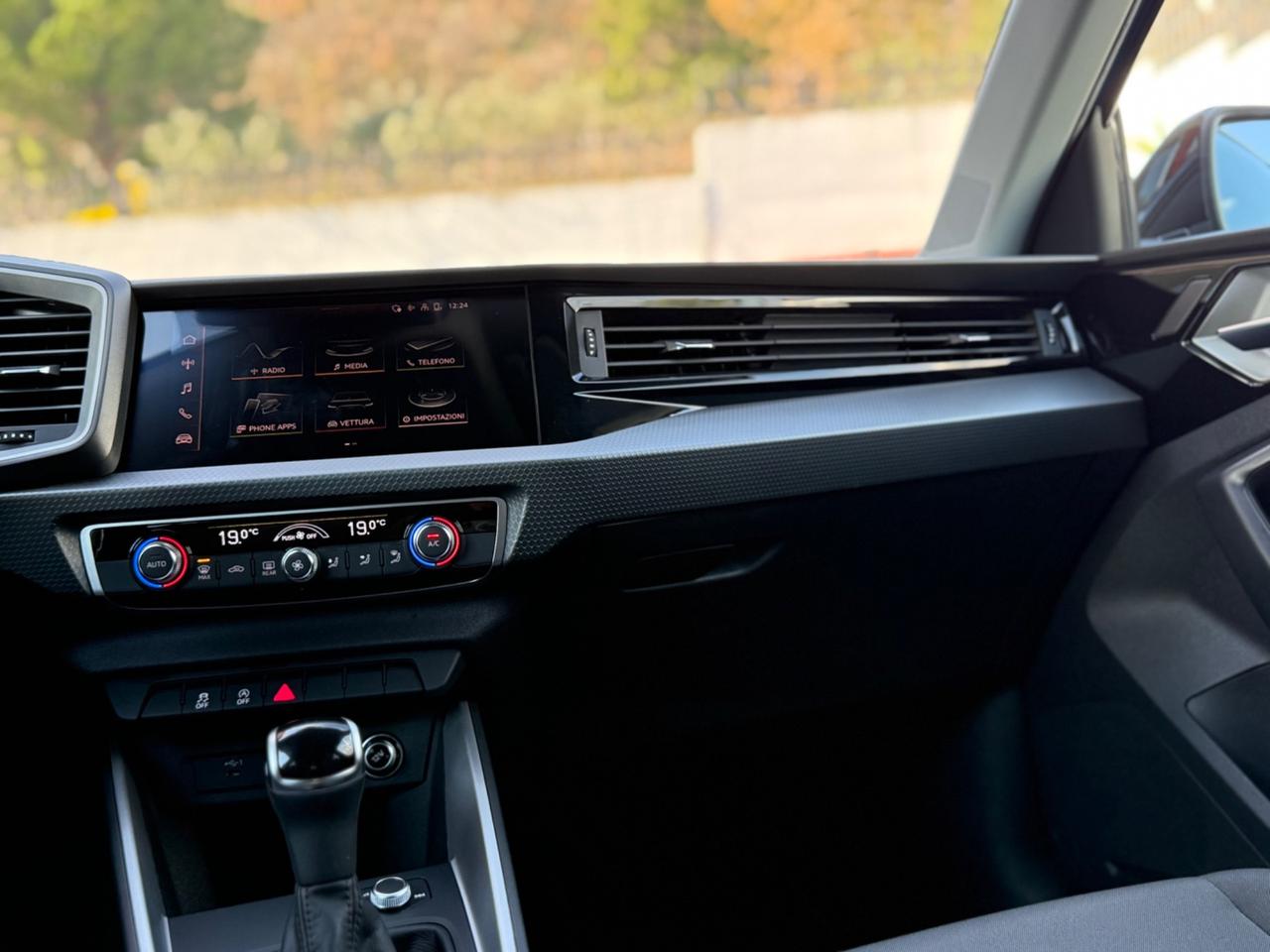 Audi A1 SPB 30 TFSI S tronic S line automatic