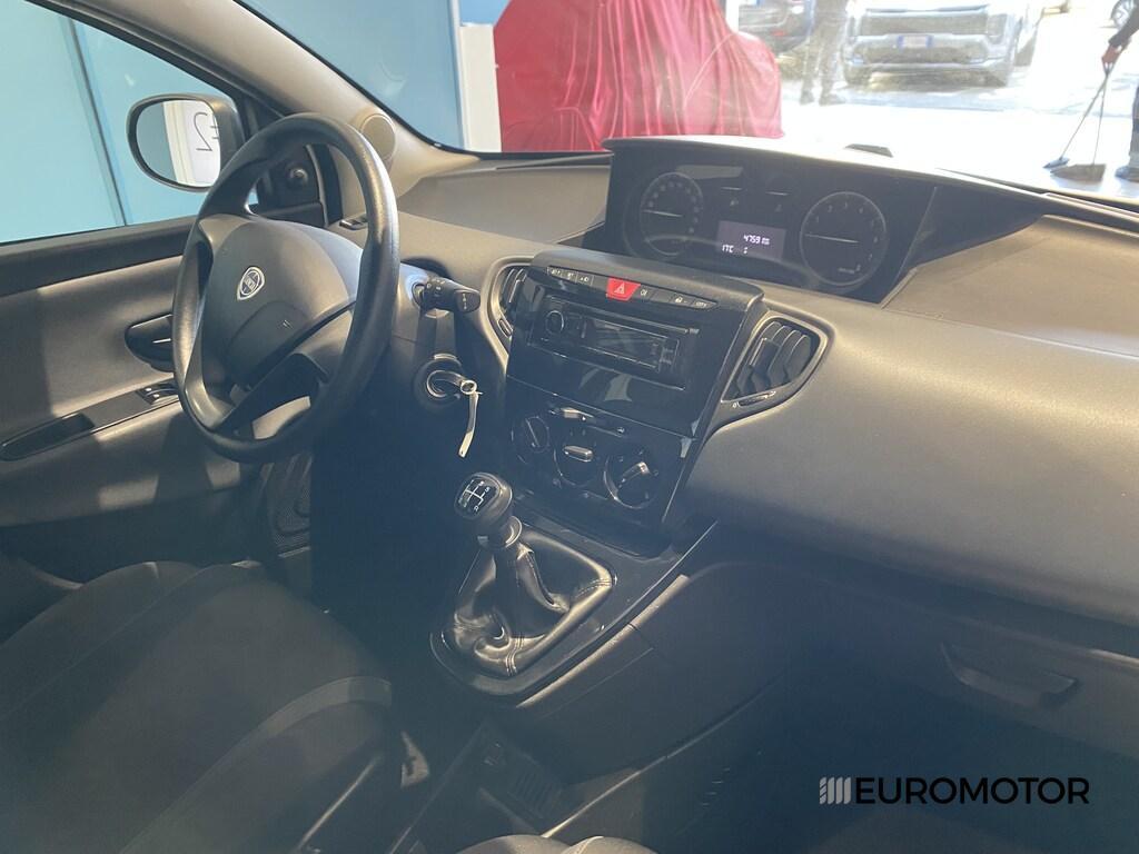 Lancia Ypsilon 5 Porte 1.2 Silver