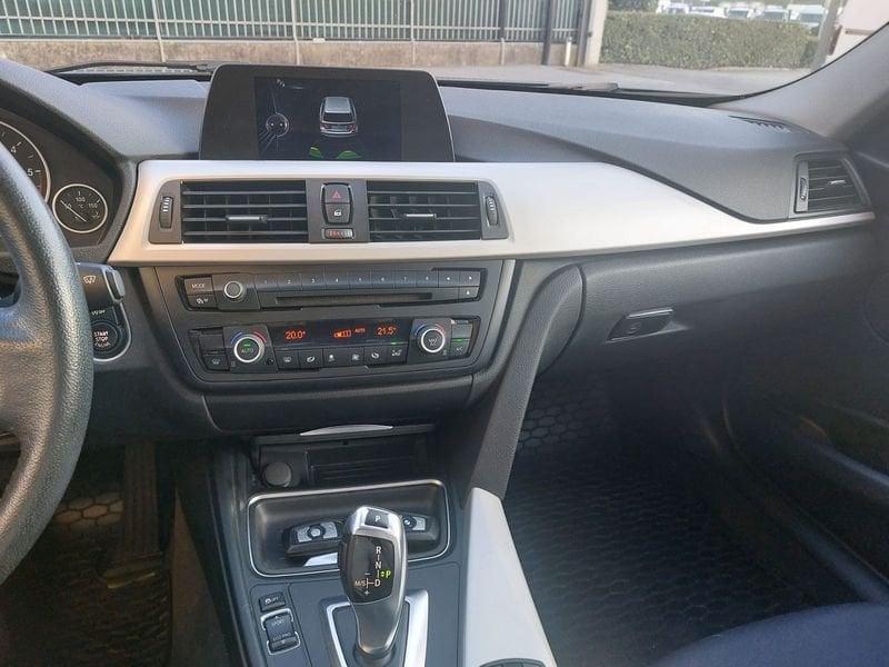 BMW Serie 3 Touring 318d Business aut.