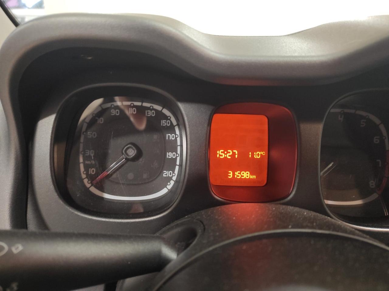 Fiat Panda 1.0 Hybrid X NEOPATENTATI 31600 KM