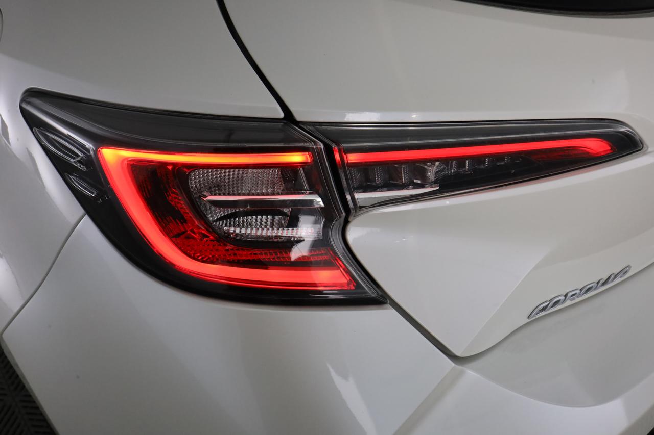 TOYOTA Corolla (2018--->) Corolla 2.0 Hybrid Style
